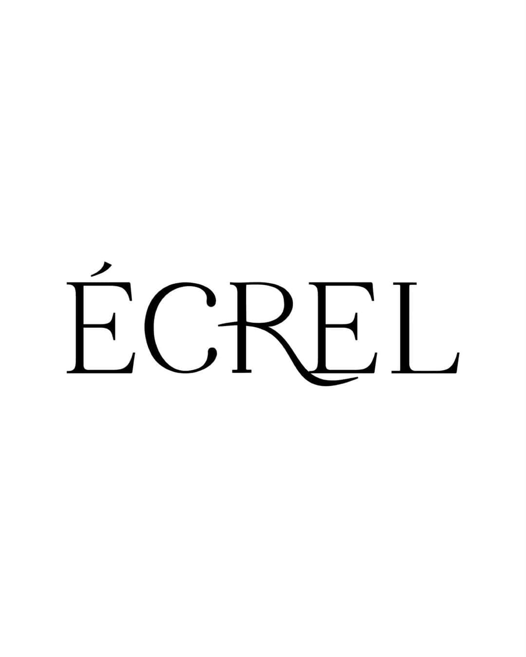 吉次玲奈さんのインスタグラム写真 - (吉次玲奈Instagram)「【ご報告】 いつも応援してくださっている皆さまへ ⁡ この度来年2月に新ブランド「ÉCREL(エクレール」を立ち上げることになりました。 @ecrel_official  2/2,3 にはローンチ記念のPOPUPも都内で開催予定です。 ⁡ 女性らしさの中に芯がある大人フェミニンがテーマ。 女性をより美しく魅せる、生地やディテールにこだわったお洋服を作っています。 ⁡ デザイナーは今回ディレクションアイテムも 一緒に作った @u._.u_jmm ちゃん♡ ⁡ 発売日は少し先ですが、公式Instagramでも少しづつ制作過程や1月からはLOOKも公開予定なのでフォローしていただけると嬉しいです。 ⁡ それに伴い、約3年半お世話になりました VANNIE UのPRESSを卒業いたします。 ⁡ ディレクターののんさんにDMで お声がけいただいたのがきっかけで モデルをはじめ、PRESSとして働けて 思い返すと色んな思い出があります。 ⁡ 初めて開催した代官山POPUP、 LUMINE EST POPUP、毎シーズンのLOOKの撮影、浴衣を出した時はチームみんなで浅草にも行きました😌 ⁡ 私が関わりはじめた時はまだリブランドして間もなく、気付けばVANNIEがとっても大きくなっていてよりたくさんのお客さまに愛されるブランドになっていました。 ⁡ 他にもVANNIEでは初となるdirection itemを出させていただいたり、PRのお仕事でもやりたいと思ったことを何でも挑戦していただけて本当に幸せな3年半だったなと思います。  お客様をはじめ、VANNIEチームのお陰で私の夢がたくさん叶いました。 ⁡ ブランドを通して出会えたお客さま、ファンのみんな、VANNIEチーム 本当にありがとうございました。 ⁡ 今後ともVANNIE U、ÉCRELをよろしくお願いいたします。 ⁡ 吉次玲奈 ⁡ #ご報告 #お知らせ #20代コーデ #156cmコーデ #新ブランド #レディースファッション #comingsoon #vannie_u #vannieu #ヴァニーユー #zozotown #ゾゾタウン #ecrel #エクレール #大人フェミニン #フェミニン #冬服 #冬コーデ #冬服コーデ #春服 #春コーデ #骨格ウェーブ #着回し #brand #apparelbrand #ブランドオープン #モテコーデ #きれいめコーデ #ワンピースコーデ #デートコーデ」12月8日 21時00分 - rena_yoshitsugu
