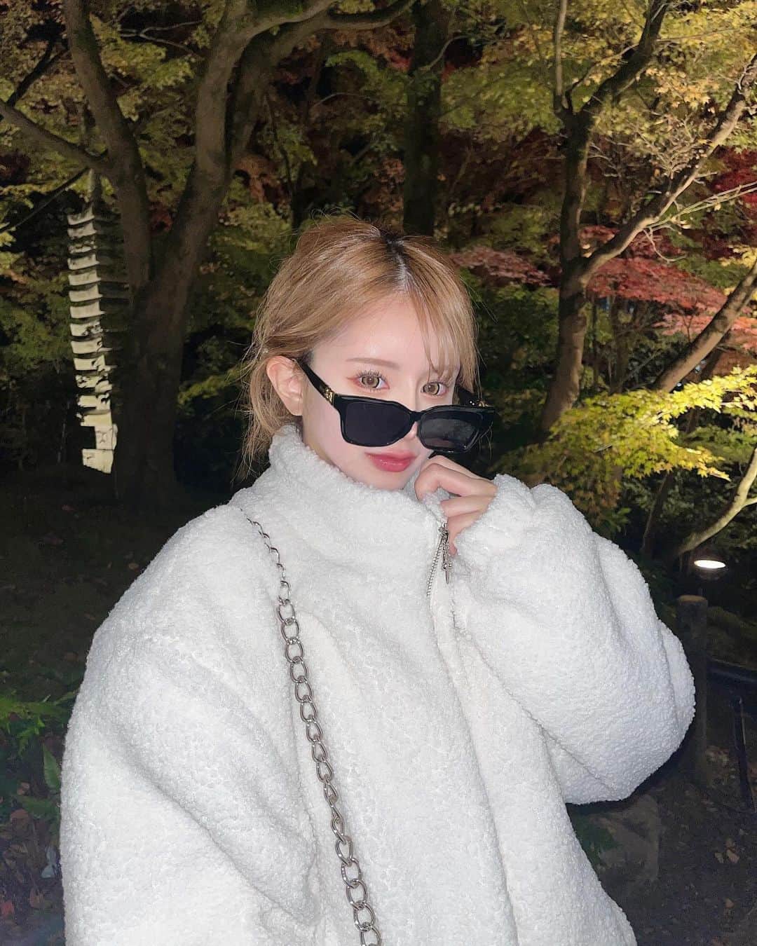 はるぽんのインスタグラム：「ついに人肌恋しい季節になってきた(՞ ᴗ ̫ ᴗ՞)🤍」