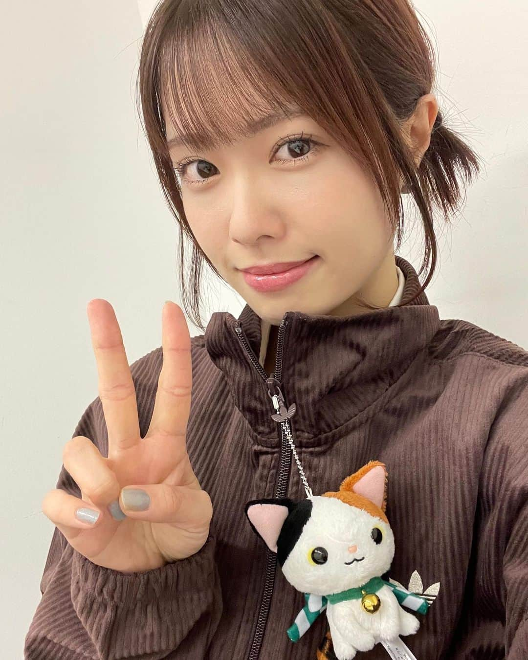 小田えりなさんのインスタグラム写真 - (小田えりなInstagram)「かぶきにゃんたろう😽 ここにつけることで同じ景色を見ているという… こと‼️‼️‼️  #かぶきにゃんたろう」12月8日 21時18分 - odenchannn