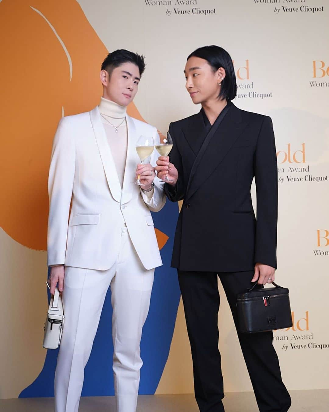 Noah（ノア）さんのインスタグラム写真 - (Noah（ノア）Instagram)「Veuve Clicquot Bold Woman Award 2023 に出席しました❣️  このアワードは、女性の影響力を国際的に高めていこうとするプログラムの中で、次世代にインスピレーションを与える女性リーダーに「Bold Woman Award」が 贈られます。  とても勉強になるお話しに美味しいシャンパンに素敵な時間でした🫶🏼  #TaikiNoah#VeuveClicquot#LiveClicquot#ヴーヴクリコ #BoldWomanAward#Ad#DrinkResponsibly」12月8日 21時20分 - noah_bbb