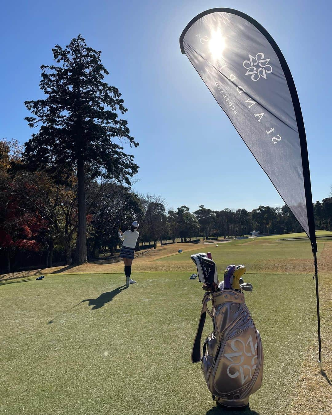 木戸愛のインスタグラム：「今日はTOUCH THE GOLF CUP 2023 supported by St ANDREWSでした🚘⛳️🐻 今日のウエアもとてもお気に入りでした☀️🏌️‍♀️💙 #standrews#セントアンドリュース」