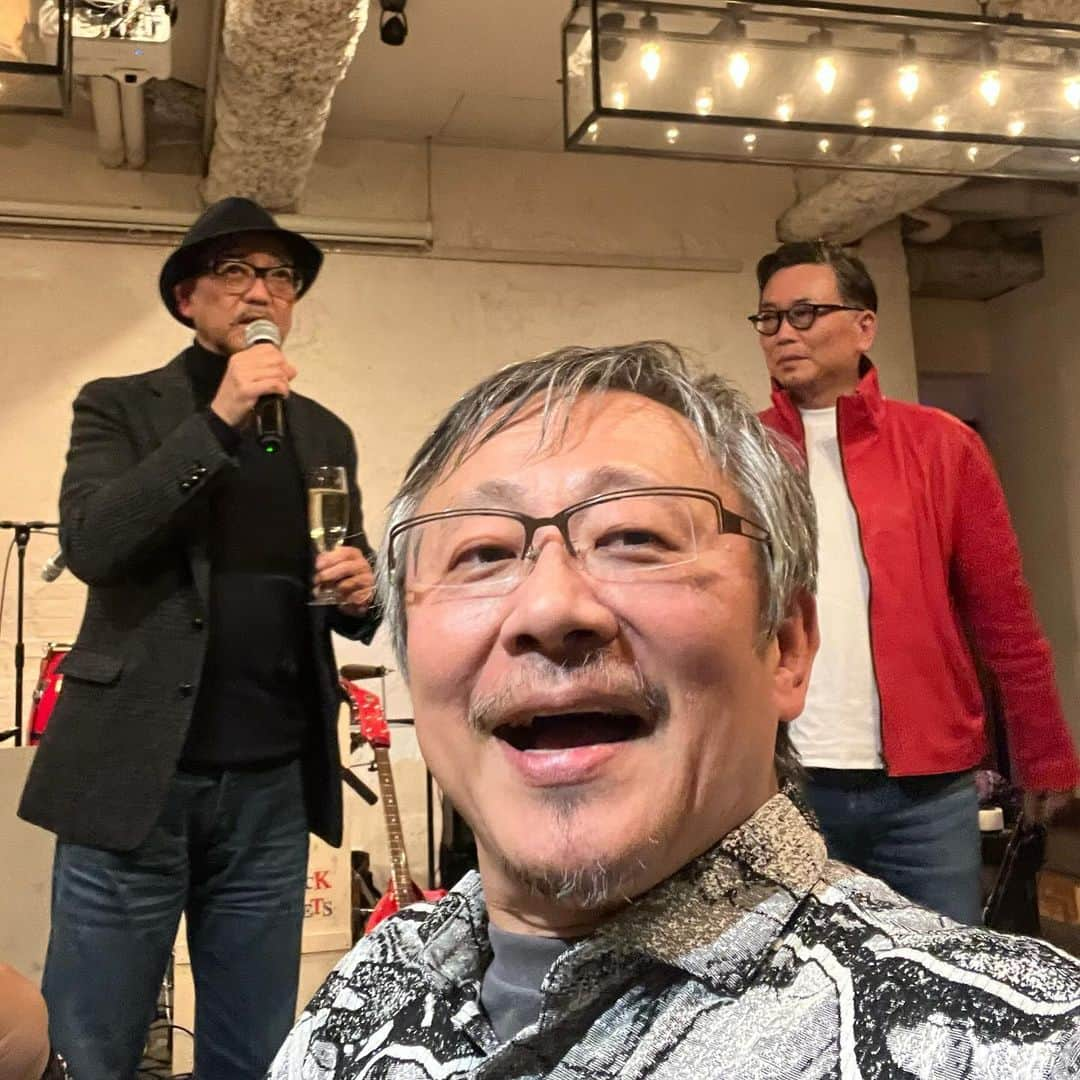 松尾貴史さんのインスタグラム写真 - (松尾貴史Instagram)「先日の、Dancyu編集長・植野広生さんの還暦祝い。  #dancyu #植野広生 #編集長 #還暦 #倉本康子 #渡辺佑 #松尾貴史」12月8日 21時56分 - kitsch.matsuo