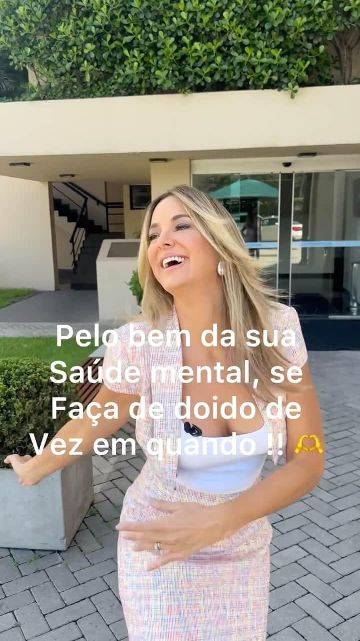 Tic iPinheiroのインスタグラム：「Concorda comigo?! E dance para dar leveza ao seu dia 🫶」