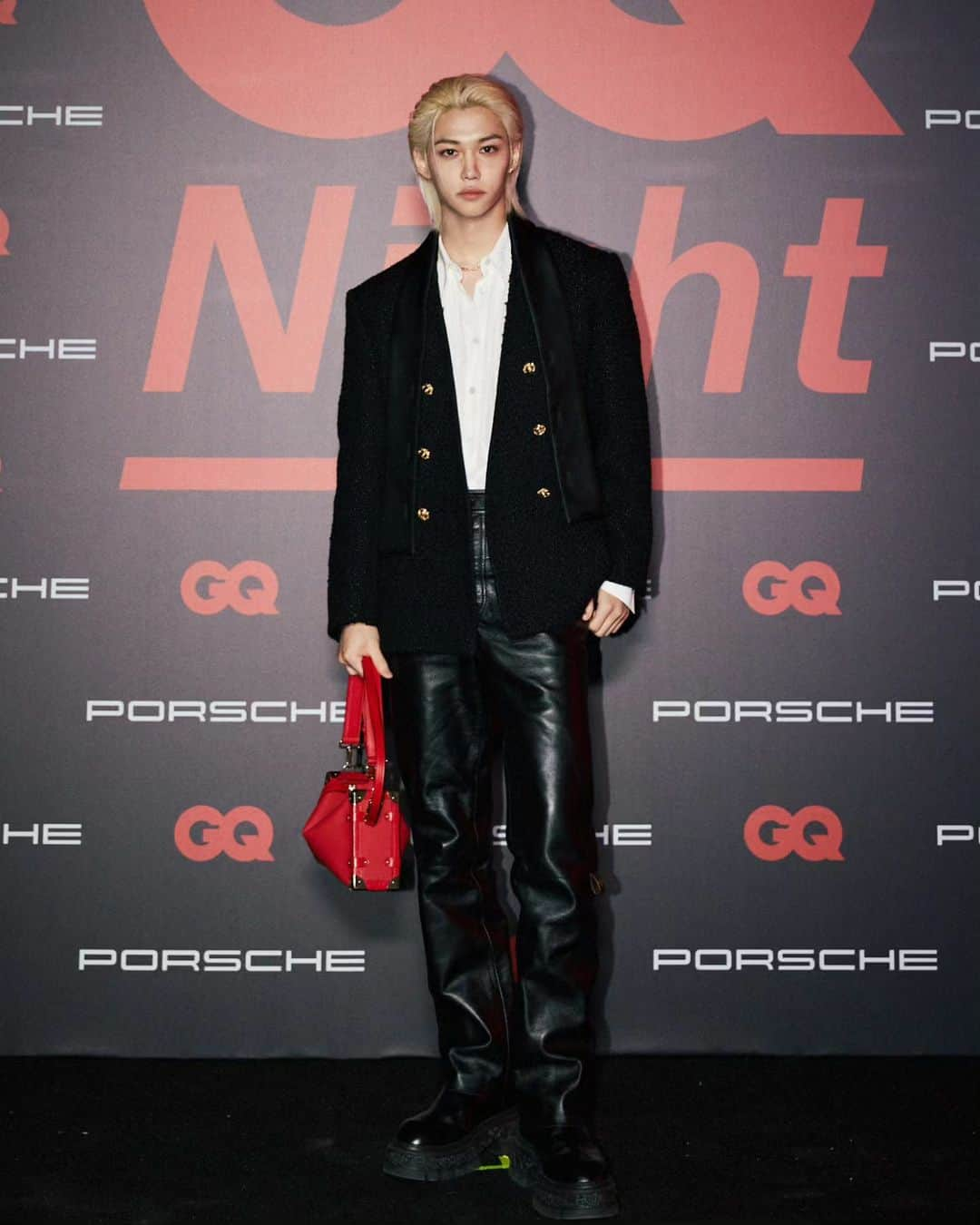 フィリックスのインスタグラム：「GQ night 초대해주셔서 고마워요 ❤🤙 #ad @gq_korea @louisvuitton #manoftheyear #GQkorea #felix #stay」