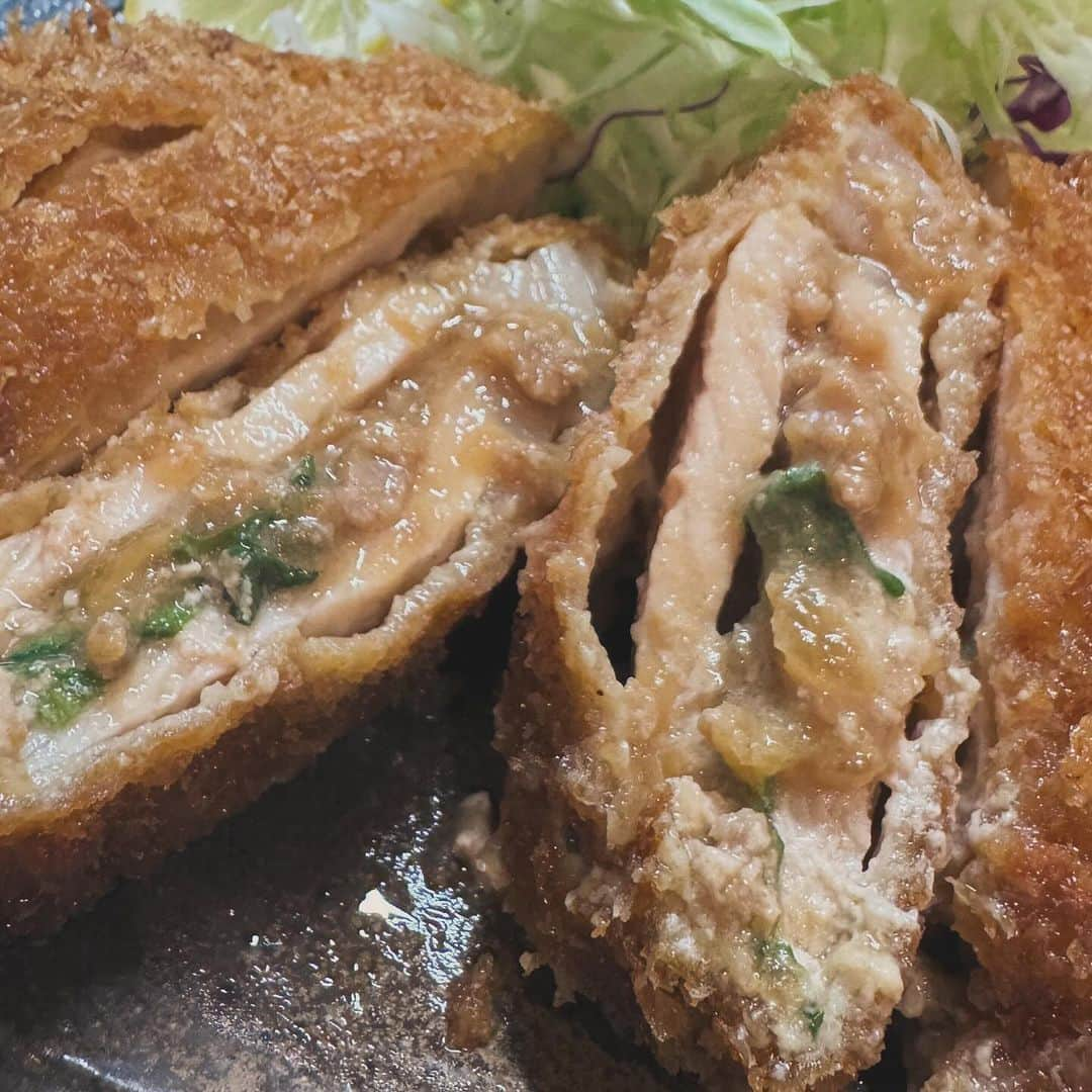 浅岡雄也さんのインスタグラム写真 - (浅岡雄也Instagram)「#とんかつひで 味噌ロース  やはり、ヤバ（ﾟдﾟ）ｳﾏｰい！ ヤク45年食べてるが 毎度飽きないなぁ。。  死ぬ前に食いたいヤーツw  20231208」12月8日 14時16分 - uyax_asaoka