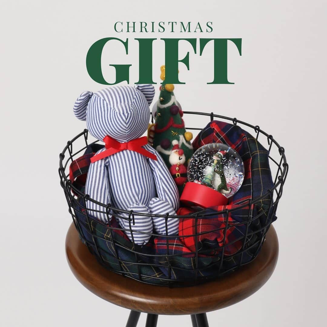 Dessin Dessin official Instagramのインスタグラム：「【GIFT ITEM】 デッサンではギフトにピッタリのアイテムが盛りだくさん✨ クリスマスシーズンのギフトをぜひデッサンで探してみてください！  #dessin #デッサン #クリスマス #クリスマスギフト #クリスマスプレゼント #ギフト」