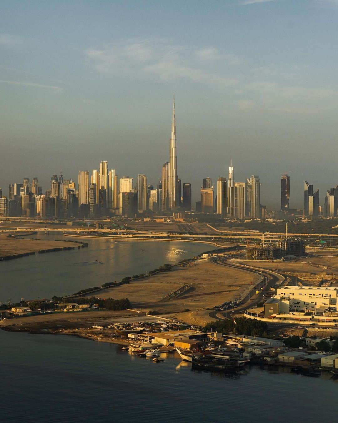 山中海輝のインスタグラム：「What inspires You in life? #Dubai」