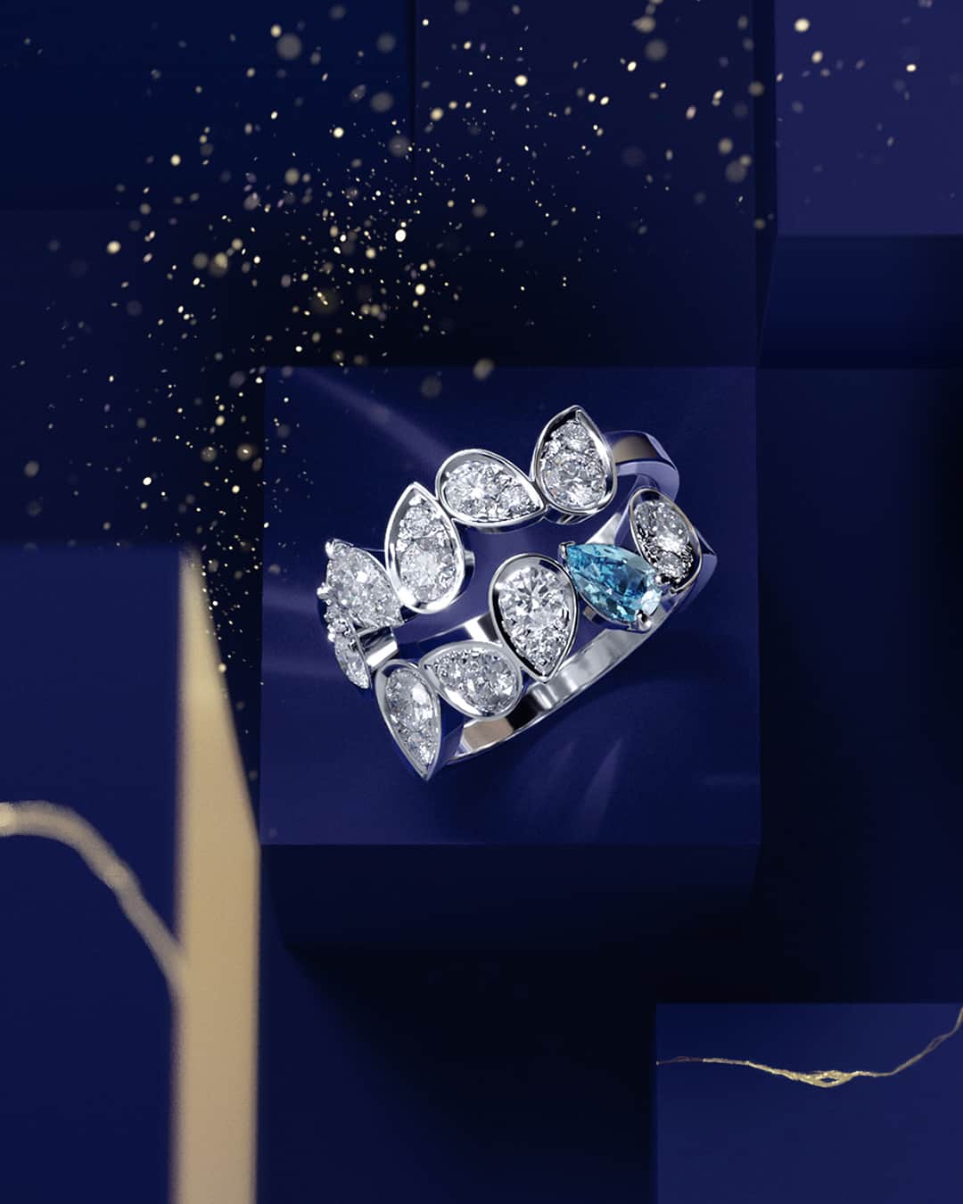Chaumetのインスタグラム：「Unwrap the magic of the season with Joséphine's audacious treasures. ⁣ This holiday, let the allure of elegance and charm adorn your celebrations.⁣ ⁣ #Chaumet #FindYourGoldenTreasure #ChaumetTreasureHunt #MyCrownMyWay #DoItLikeJosephine」