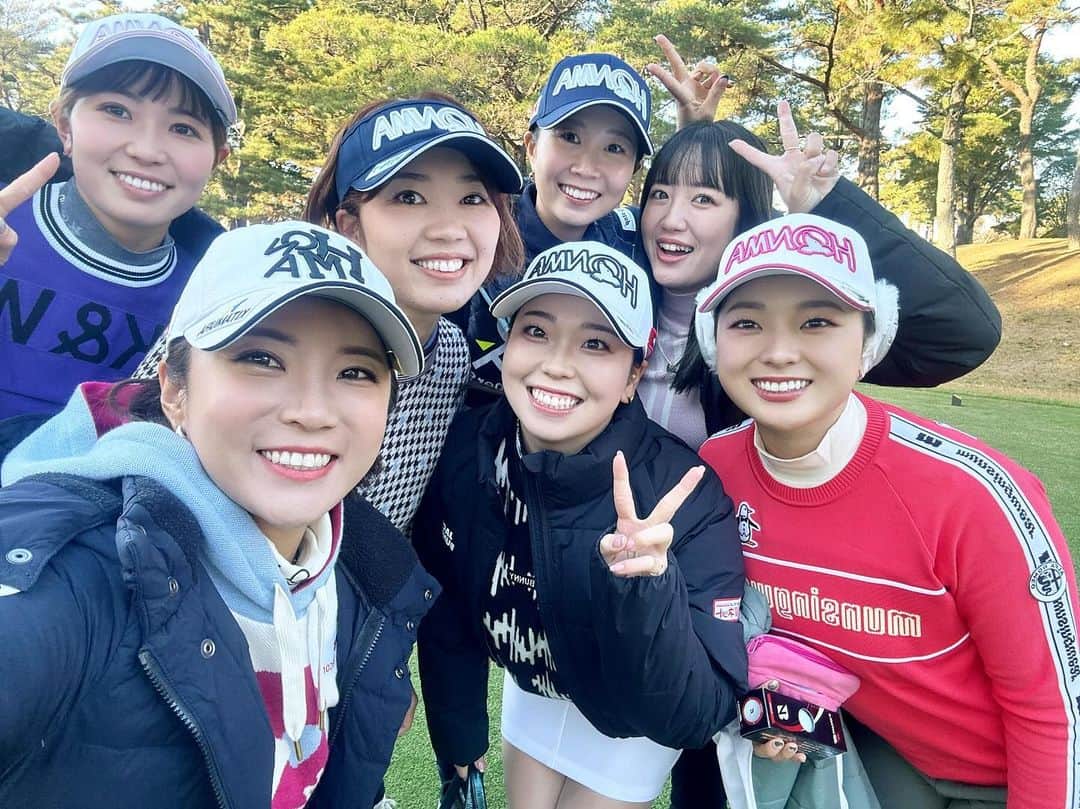 イ・ボミのインスタグラム：「- TEAM HONMAゴルフイベント おつかれさまでした！🫶🏻 11ねんかん　ツアーサポート ほんとうにありがとうございました！！ これからもTEAM HONMAのおうえん　 よろしくおねがいします！！！ TEAM HONMAファイティン👊」