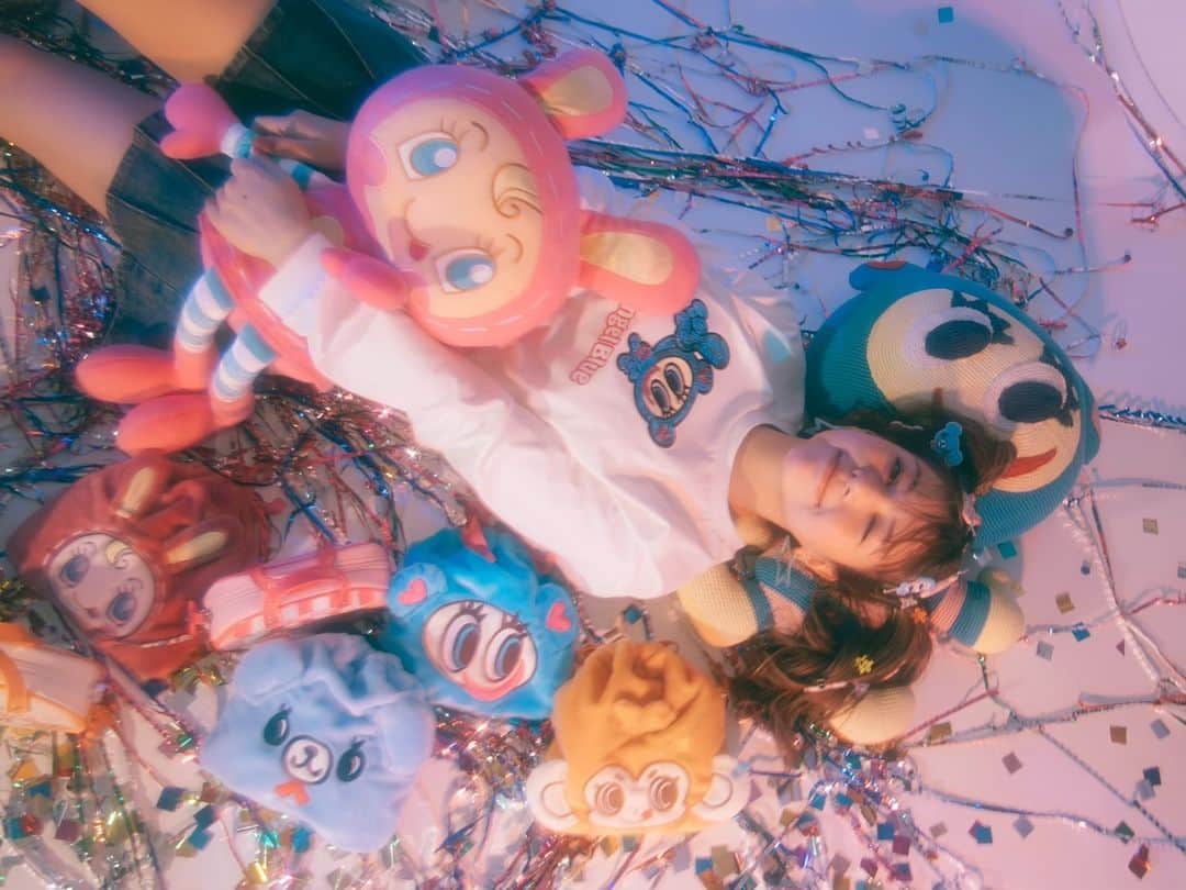 峯りあなのインスタグラム：「大反響のナルミヤキャラクターズの復刻にモデルとして携われて本当に嬉しい🫶🏻💖  @narumiyaonline_official  @angelblue_official  @mezzopianojunior_official  @pomponettejunior_official  @daisylovers_official」