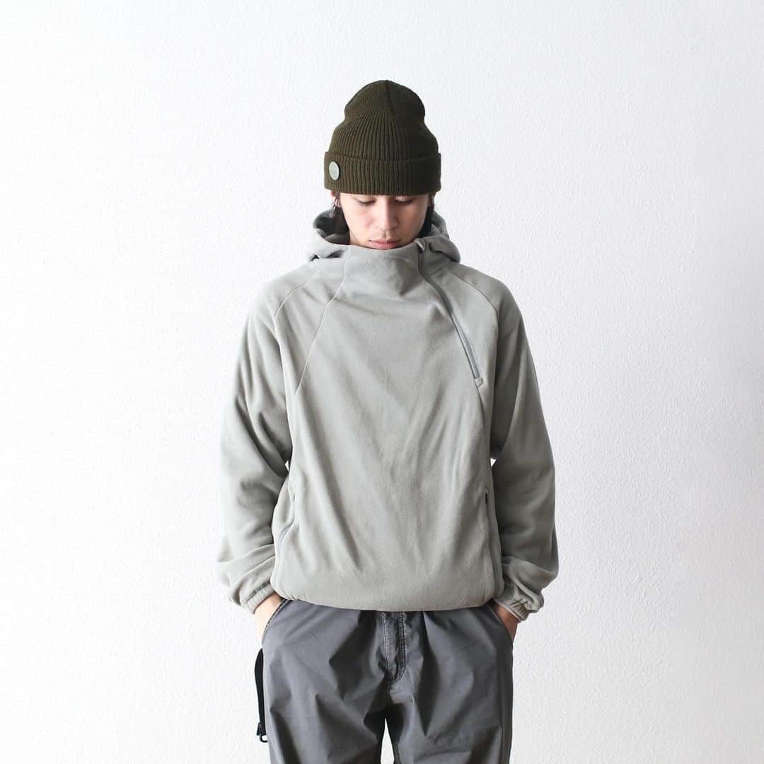 wonder_mountain_irieのインスタグラム：「【#WONDER_MOUNTAIN_SALE】 snow peak apparel / スノーピーク アパレル "Micro Fleece Hoodie" ￥ 17,600- > ￥14,960- [ 15%OFF ］  _ 〈online store / @digital_mountain〉 https://www.digital-mountain.net _ 【オンラインストア#DigitalMountain へのご注文】 *24時間受付 *14時までのご注文で即日発送 tel：084-973-8204 _ We can send your order overseas. Ordering procedure details can be found here. >>http://www.digital-mountain.net/html/page56.html  _ #snowpeakapparel #スノーピークアパレル _ 実店舗：@wonder_mountain_ #WonderMountain  〒720-0043  広島県福山市船町2-23 JR 「#福山駅」より徒歩10分 #ワンダーマウンテン #japan #hiroshima #福山 #福山市 #尾道 #倉敷 #鞆の浦 近く _ WOMEN/GOODS： @hacbywondermountain _」