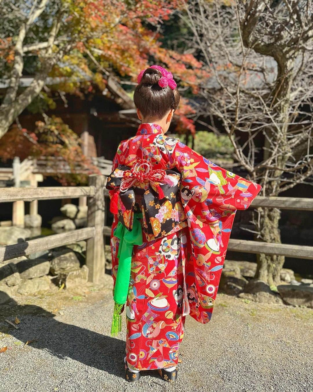 エリナ シルカさんのインスタグラム写真 - (エリナ シルカInstagram)「My beautiful daughter ❤️ 長女、7歳。 #七五三　#7歳七五三」12月8日 17時53分 - laura_elina_ymd