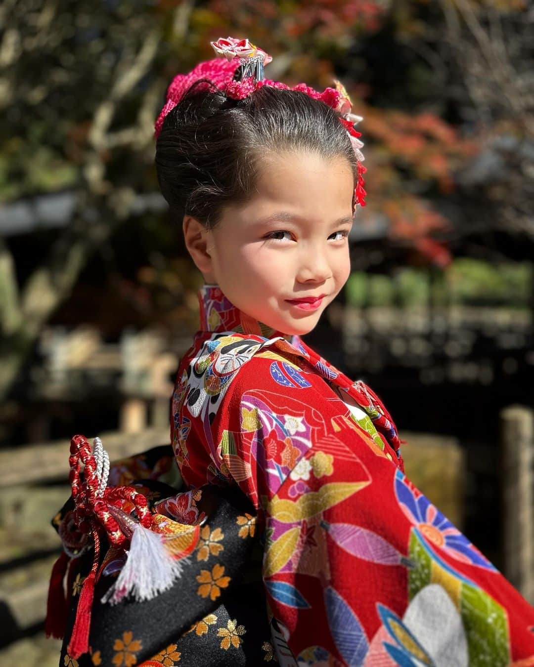 エリナ シルカのインスタグラム：「My beautiful daughter ❤️ 長女、7歳。 #七五三　#7歳七五三」