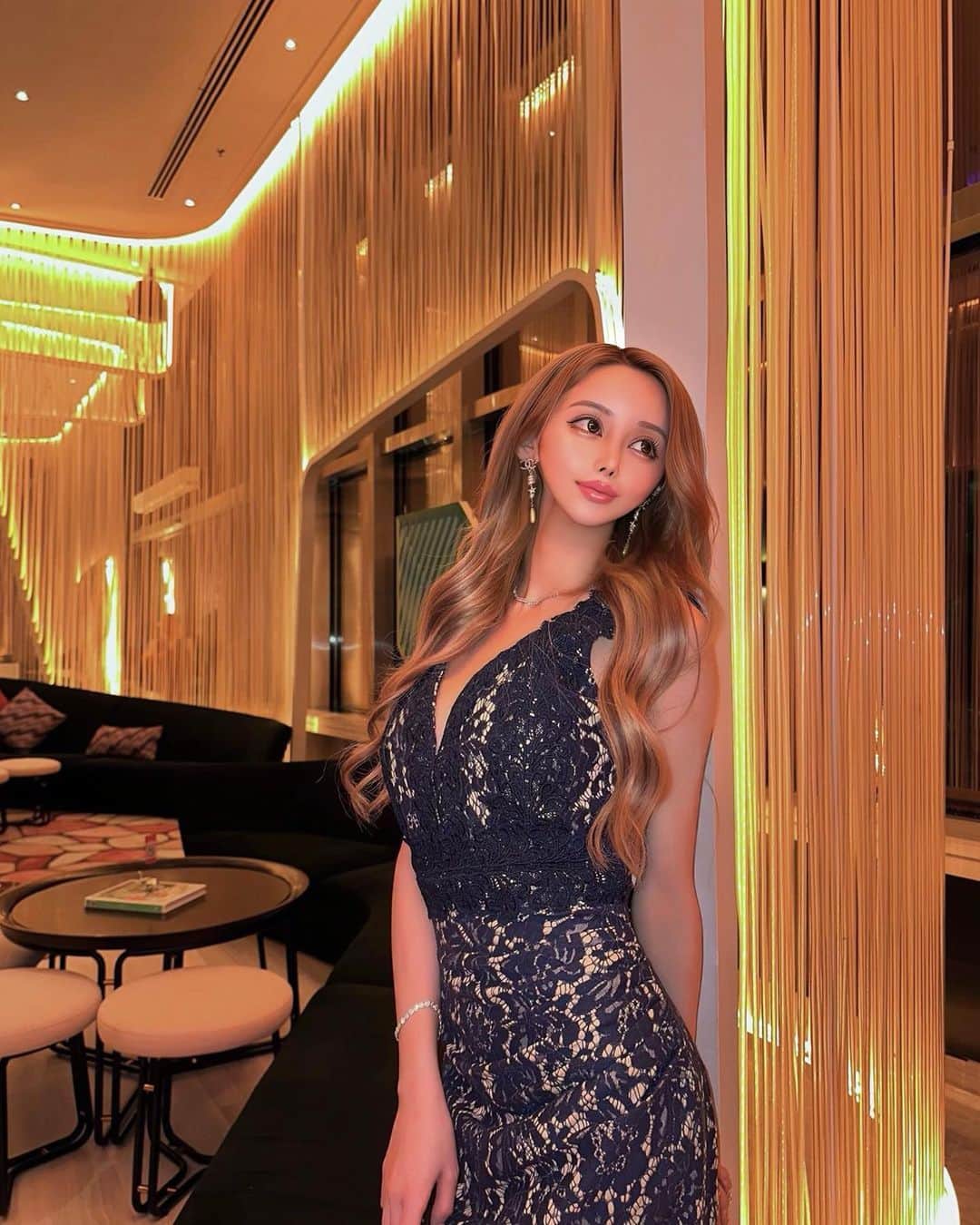 ほずにゃむのインスタグラム：「W Kuala Lumpur✨‎𖤐˚✩* . . . dress @dress_sugar 👗🩵」