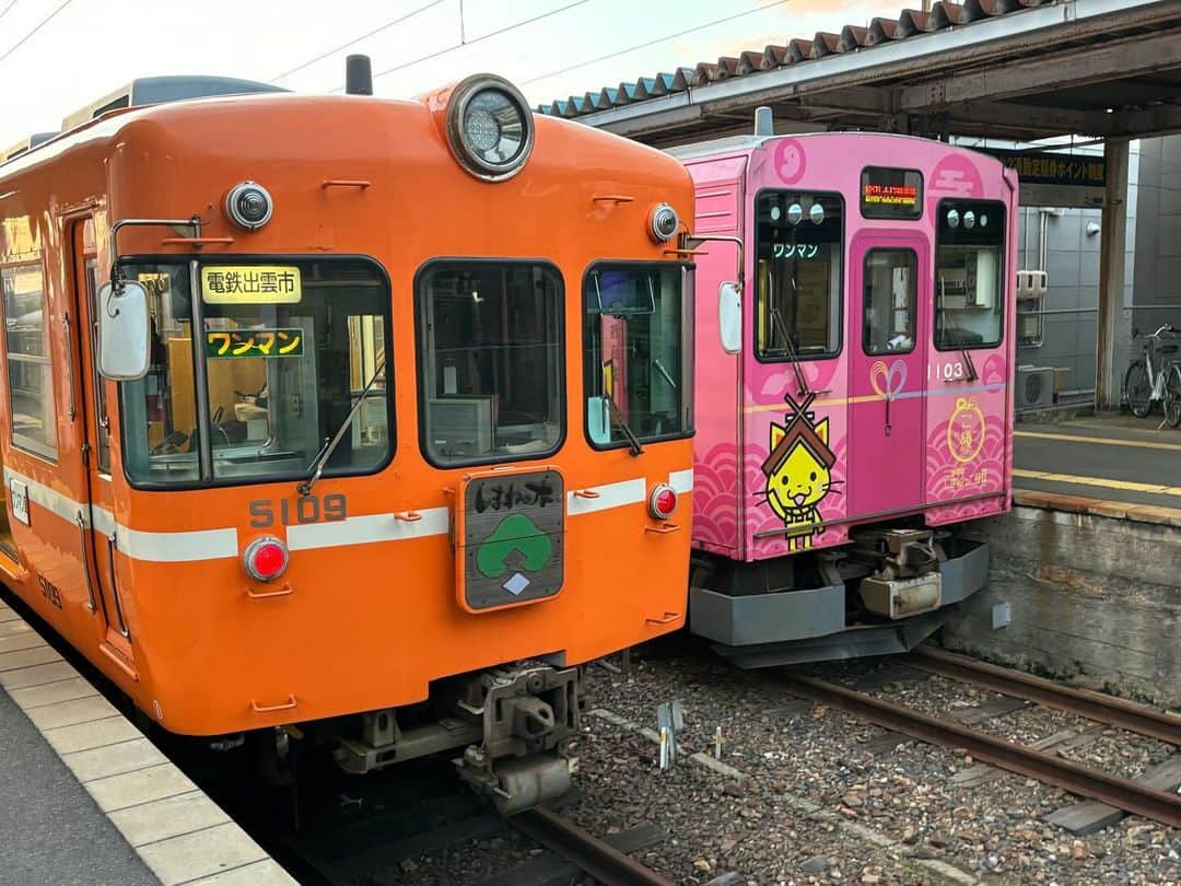 吉川正洋のインスタグラム：「島根県に来ております。一畑電車に乗れてウッキウキです！」