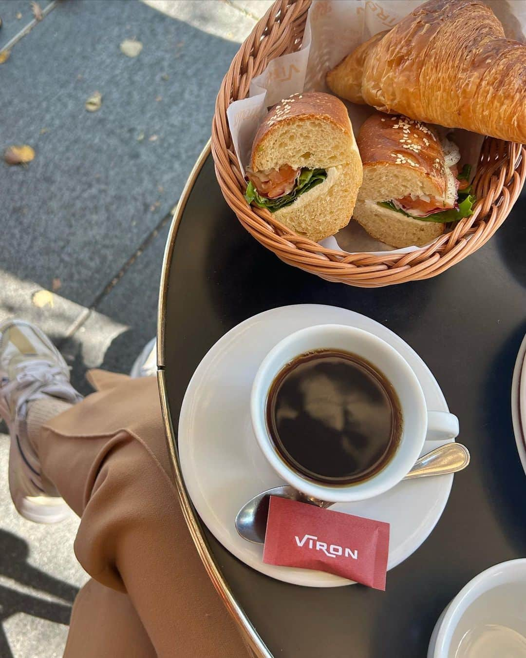 藤野結衣さんのインスタグラム写真 - (藤野結衣Instagram)「いつかのBrunch🥐🇫🇷  頑張っていたらいいことあるなと。☺︎ Step by step!!! . . . . #丸の内 #丸の内ランチ #viron #viron丸の内」12月8日 18時28分 - yui_fujino