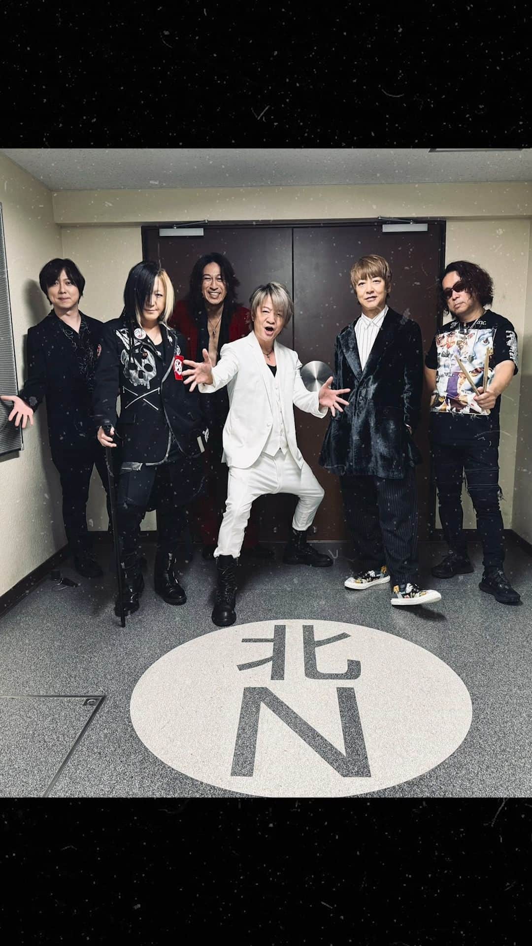GLAYのインスタグラム：「. Behind The Scene of #GLAY Photo shooting📸  From HIGHCOMMUNICATIONS TOUR 2023 - The Ghost Hunter - at 日本武道館  #HC2023」