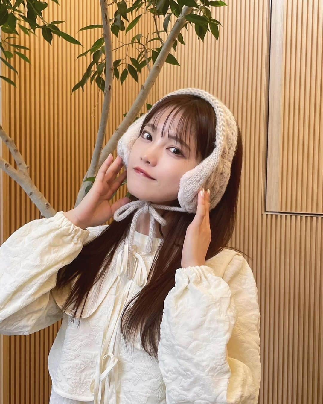 森みはるさんのインスタグラム写真 - (森みはるInstagram)「耳がぬくぬくな日です🐻  #EARMUFFS#イヤマフ」12月8日 19時38分 - miharu_mori