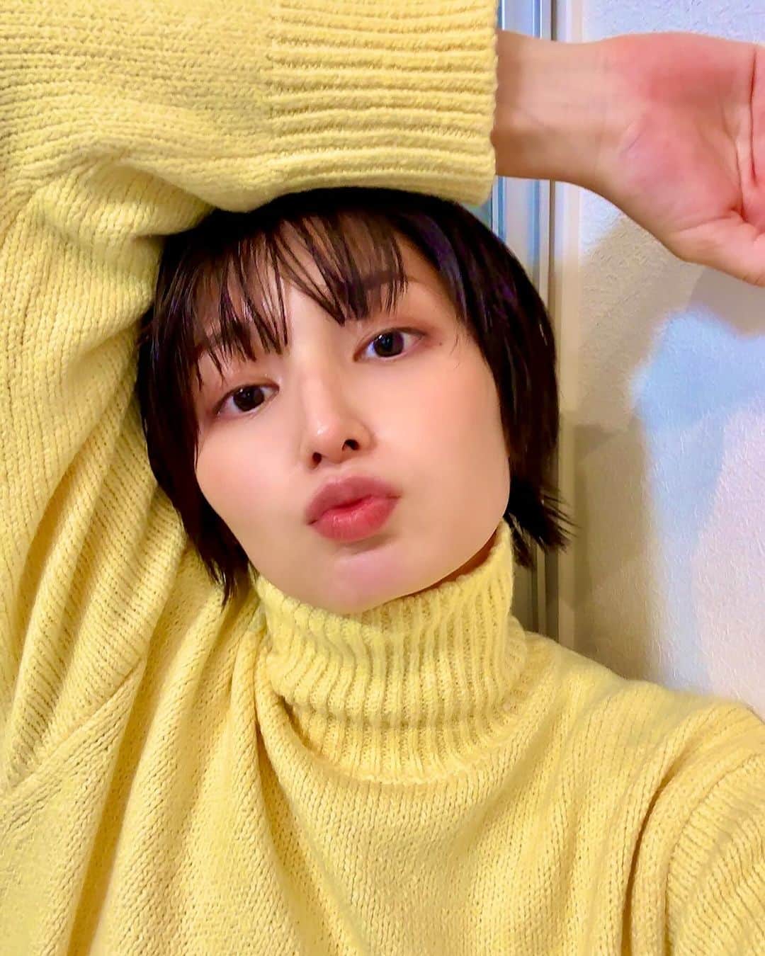 大島璃乃さんのインスタグラム写真 - (大島璃乃Instagram)「【出演情報】 王様のブランチ👑💗 明日12/9(土)9:30~14:00放送  💫エンタメコーナー(午前中放送) 💫エンタメコンプリート(午後放送) の２つを担当します💕  明日はスタジオ出演もあるのでお見逃しなく😘❤️  #王様のブランチ #出演情報 #大島璃乃  #エンタメ #スタジオ #生出演」12月8日 19時58分 - oisland_rino25