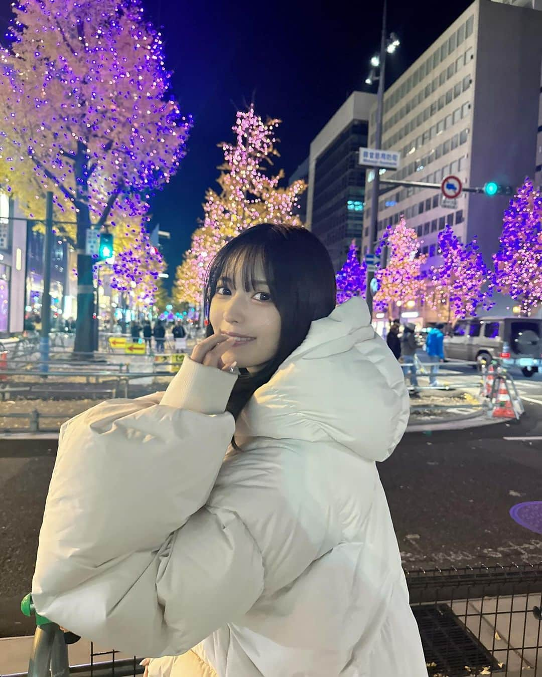 新井椎夏さんのインスタグラム写真 - (新井椎夏Instagram)「イルミネーション🌃」12月8日 20時13分 - elsy_shiina