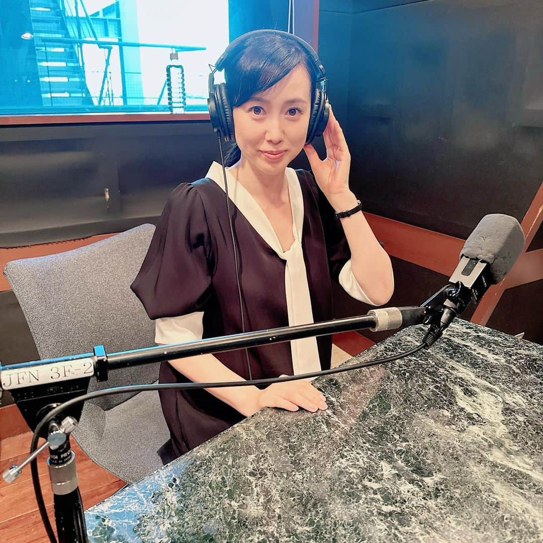 江連裕子さんのインスタグラム写真 - (江連裕子Instagram)「. Interfm Investor’s Sunday 11/12 AuDeeで聴くことが出来ます🎧  https://audee.jp/voice/show/70629 Investor's Sunday|北後健一郎さん（企業年金連合会）からDJ MASUMI(西田真澄)への逆質問！「なぜ日本企業にとって株主の地位は低いのでしょうか」その答えは・・・？|AuDee（オーディー） Investor's Sunday 11/12 OA audee.jp  #interfm #interfm897 #ラジオ #江連裕子 #セントフォース #インターfm #インターfm #アナウンサー #キャスター #invest #investment #投資 #投資家」12月8日 20時34分 - yuko_ezure