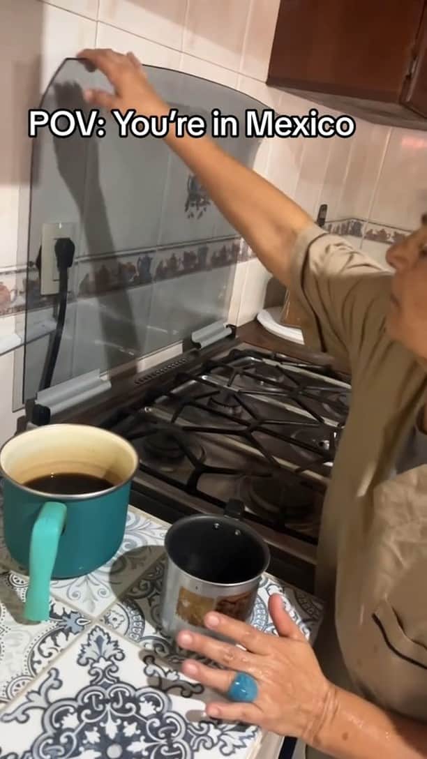Best Videosのインスタグラム：「That’s pretty smart #BVIRAL  (@__aly.20)」
