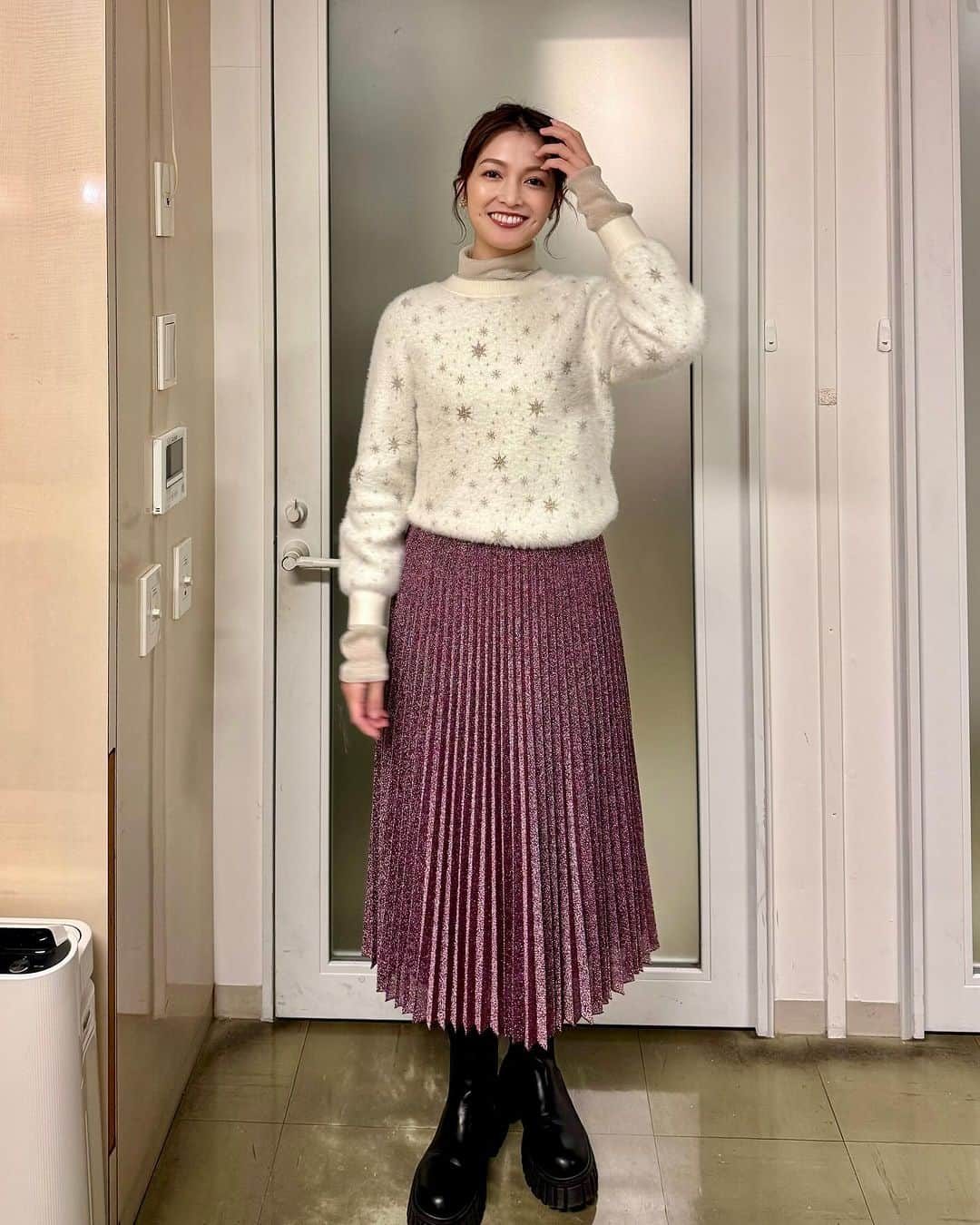 福田典子さんのインスタグラム写真 - (福田典子Instagram)「モヤさまトークイベントのときは こんな格好でした🥹✨🫶🏻 クリスマス感🎄  outfit #AMAYI」12月9日 7時29分 - norikofukuda212