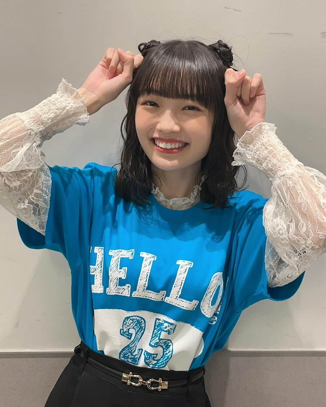 山﨑愛生さんのインスタグラム写真 - (山﨑愛生Instagram)「今日は、 『Hello! Project 25周年 スペシャルFCイベント  vol.4』 出演しました🎤  スペシャルな内容で楽しかった♪♪♪  参加してくださった皆さん、 一緒に出演したメンバーさん、 ありがとうございました😌  📷 ♡Juice=Juice 工藤由愛ちゃんと2人でパフォーマンスしました🐙🐼 由愛ちゃんありがとう🥰 @juice_juice_official  #工藤由愛 #タコ   ♡2019年デビュー同期の岡村ほまれちゃんと由愛ちゃん♪♪♪ @homare__okamura.official  #岡村ほまれ #ほまたん優勝   #ハロプロ  #モーニング娘 #モーニング娘23  #morningmusume23  #山﨑愛生 #パンダさんパワー」12月8日 22時39分 - mei_yamazaki.official