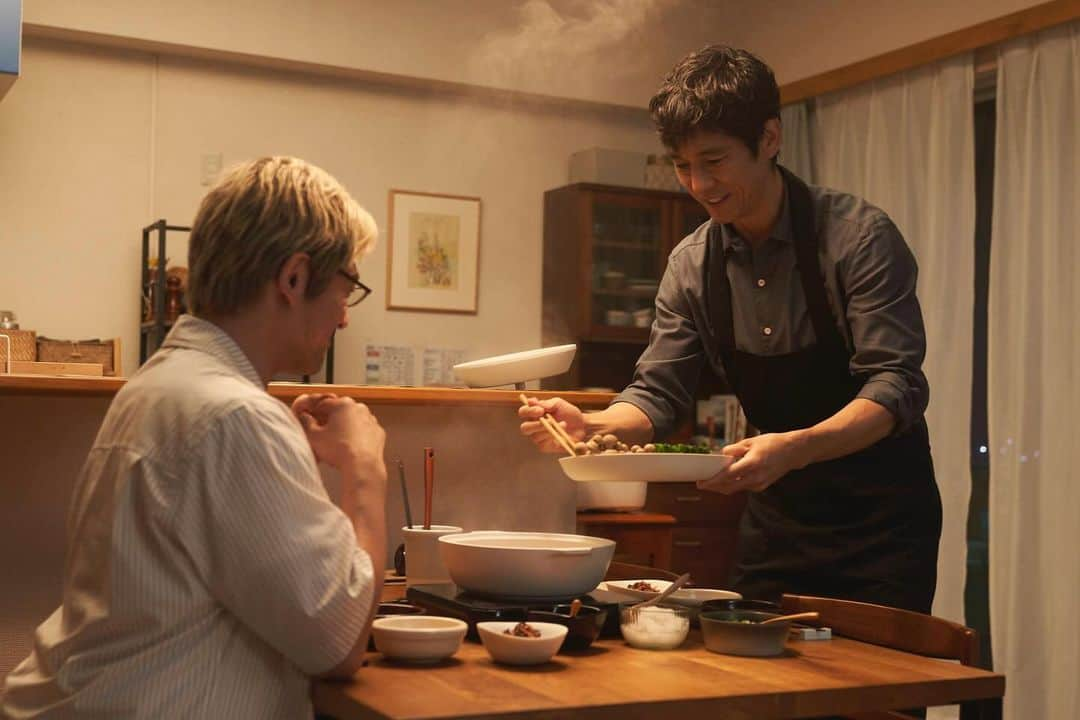 きのう何食べた？ season2さんのインスタグラム写真 - (きのう何食べた？ season2Instagram)「.  #きのう何食べた？ season2 第10話今日深夜24:42放送  放送まで、あと1時間！  鰻のフルコース そして、日本酒たっぷり常夜鍋🍲  第9話見逃し配信中🎬 #TVer #ネットもテレ東  ⚠️無料見逃し配信は間も無く終了。  #西島秀俊 #内野聖陽 #何食べ」12月8日 23時42分 - movie_nanitabe