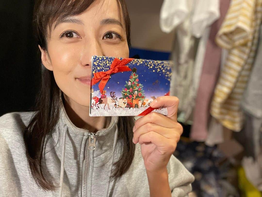 及川奈央さんのインスタグラム写真 - (及川奈央Instagram)「#トコトンいじはり 8日目へ御来場くださった皆様、ありがとうございました！  残り2日、3公演！ 涼子として大黒湯に居られる時間が幸せです。 お客様にポカポカ温まっていただけますように。  10日(日)まで下北沢小劇場B1にて 御来場を心よりお待ちしております❁*.ﾟ」12月9日 0時38分 - naooikawa