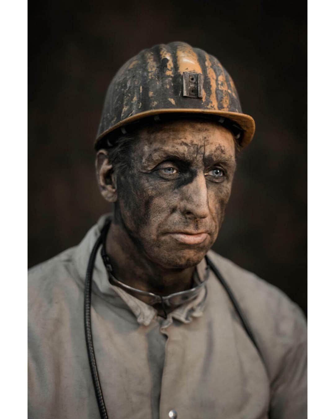 Magnum Photosさんのインスタグラム写真 - (Magnum PhotosInstagram)「In Our Eyes 👁️⁠ ⁠ A symbol of good and evil since the earliest times, our eyes enable us to see, experience and capture the world. ⁠ ⁠ @nannaheitmann’s striking portrait of a mine worker forms part of her series Weg vom Fenster (Gone From the Window), focusing on the inhabitants of Germany’s last operating coal mine.⁠ ⁠ A wide-eyed Somalian rebel soldier stares back at @philipjonesgriffiths’ lens while under the influence of a psychoactive plant. ⁠ ⁠ In an image from Trent Parke (@chillioctopus) a ray of light dashes across a man’s eyes, abstracting their inherent mystery.⁠ ⁠ Comment your favorite 👇⁠ ⁠ PHOTOS (left to right):⁠ ⁠ (1) Fear. 1969. © @philippe_halsman_official / Magnum Photos⁠ ⁠ (2) Actress Joan Crawford. Los Angeles, California, USA. 1959. © @evearnoldphotographer / Magnum Photos⁠ ⁠ (3) Mike Pallenberg is a supervisor. His main task is to attach a 550-pound drill with 6 to 8 other miners, so that it can worm up to 80 meters into the rock and drill holes. Every step has to be perfect, everyone has to rely on the other. A mistake can cost your life. Prosper Haniel. Bottrop, Germany. 2019. © @nannaheitmann / Magnum Photos⁠ ⁠ (4) A fighter with the West Somalia Liberation Front. To compensate for food shortages, the soldiers consumed large quantities of 'khat', a leaf containing an amphetamine-like substance. This gave rise to many symptoms incompatible with good soldiering, including providing the enemy with an easy target. Somalia. 1980. © @philipjonesgriffiths / Magnum Photos⁠ ⁠ (5) Self portrait. Last day of summer. Tuscany, Italy. 2000. © @goldbergjim / Magnum Photos⁠ ⁠ (6) Shanghai, China. 2002. © Marc Riboud / Fonds Marc Riboud au MNAAG / Magnum Photos⁠ ⁠ (7) Alberto Giacometti, Swiss painter & sculptor, at his studio. 14th arrondissement, Paris, France. 1960. © @fondationreneburri / Magnum Photos⁠ ⁠ (8) "Our Bodies scream ENOUGH." The fifth feminist protest in Lublin, a town located in eastern Poland. 2021. © @rafal.milach / Magnum Photos⁠ ⁠ (9) Syracuse, New York, USA. 1981. © @bruce_gilden / Magnum Photos⁠ ⁠ (10) Adelaide, Australia. 2013. © Trent Parke (@chillioctopus) / Magnum Photos」12月9日 1時01分 - magnumphotos