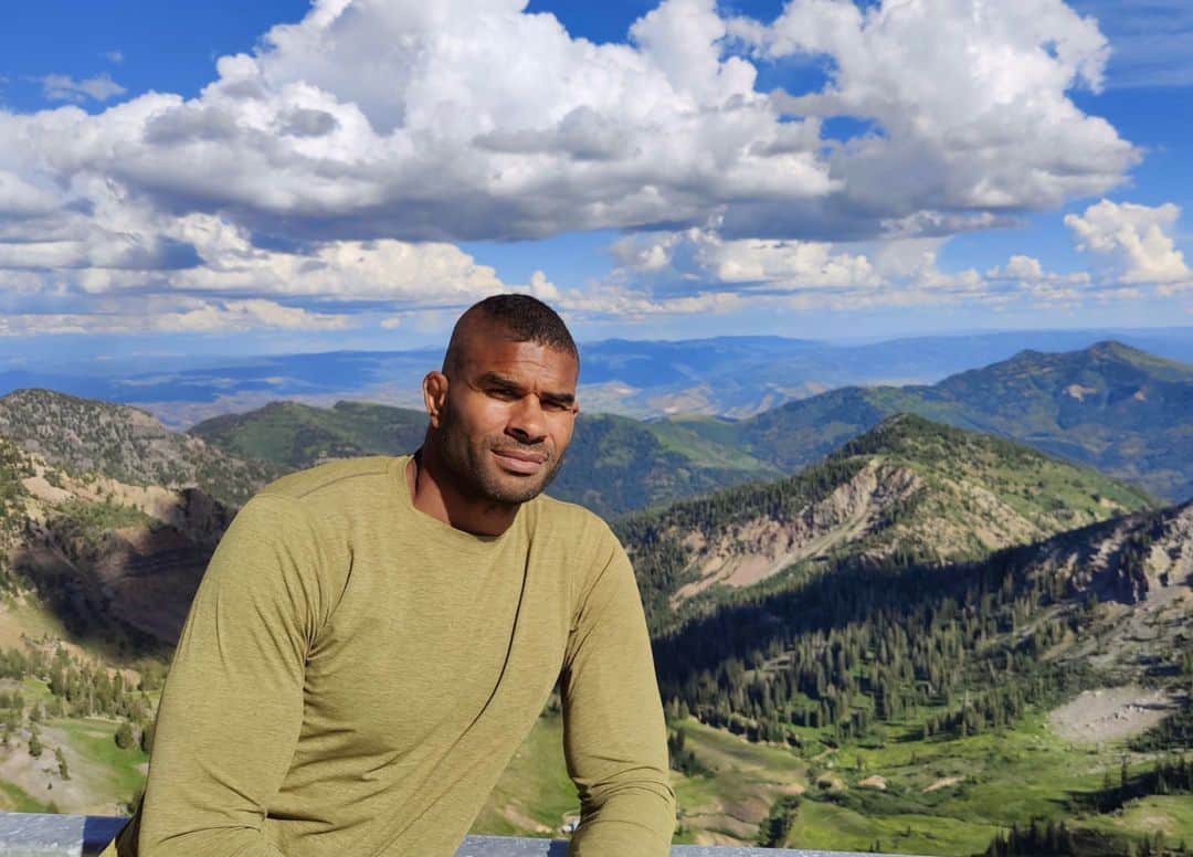 アリスター・オーフレイムのインスタグラム：「Rocky mountains ⛰️」