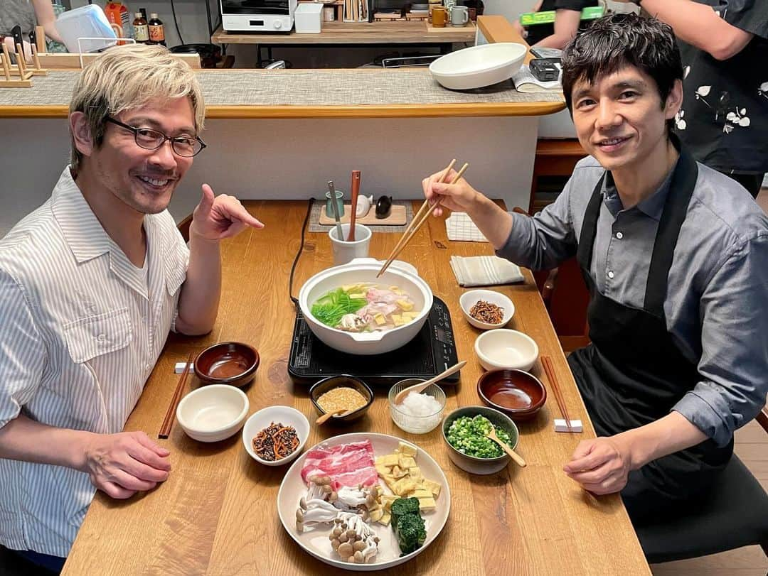 きのう何食べた？ season2さんのインスタグラム写真 - (きのう何食べた？ season2Instagram)「.  #きのう何食べた？ season2  第10話をご覧いただき ありがとうございました🍚🥢  見逃し配信スタート🎬✨ #TVer #ネットもテレ東 #UNEXT #Lemino   #西島秀俊 #内野聖陽  #高泉淳子 #チャンカワイ #中村ゆりか  #鷲尾真知子 #明星真由美 #金谷真由美 #何食べ」12月9日 1時25分 - movie_nanitabe