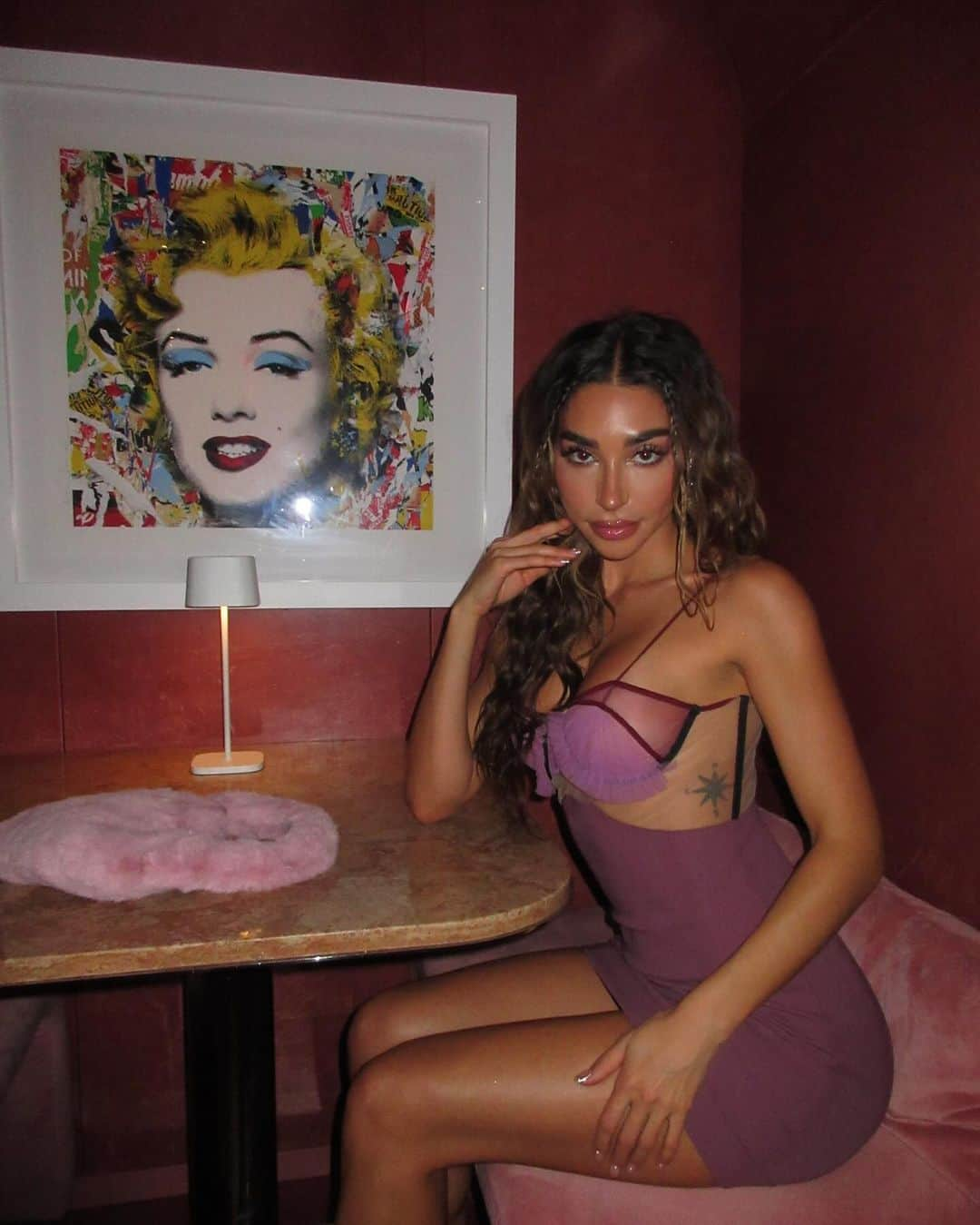 Chantel Jeffriesさんのインスタグラム写真 - (Chantel JeffriesInstagram)「Girling about」12月9日 3時23分 - chanteljeffries