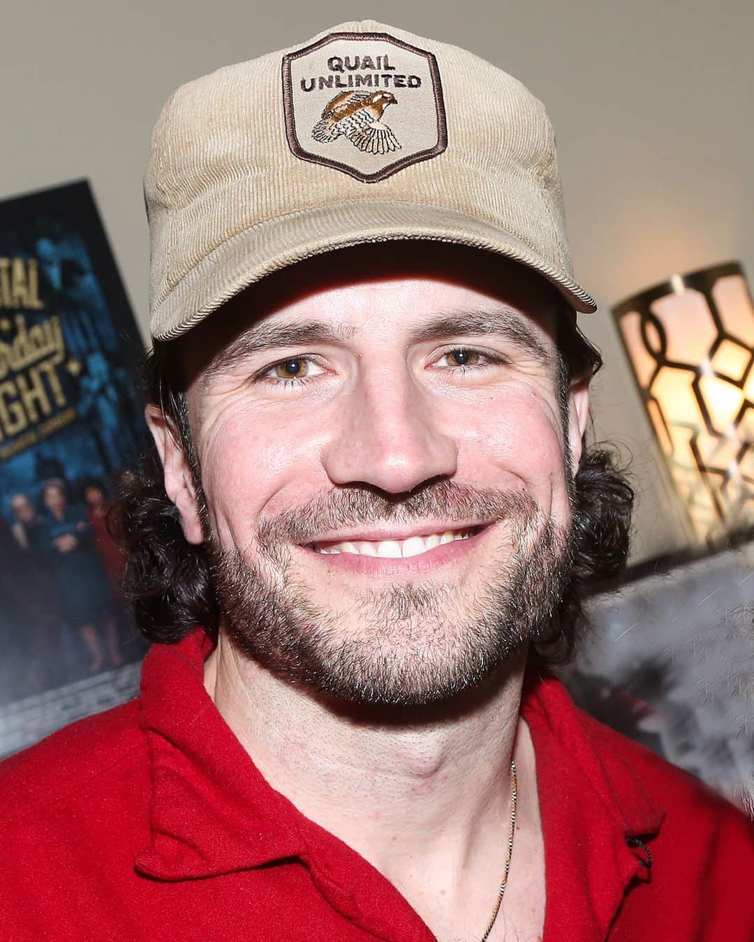 カントリー・ミュージック・テレビジョンのインスタグラム：「Help us wish @samhuntmusic a happy birthday! 🥳」