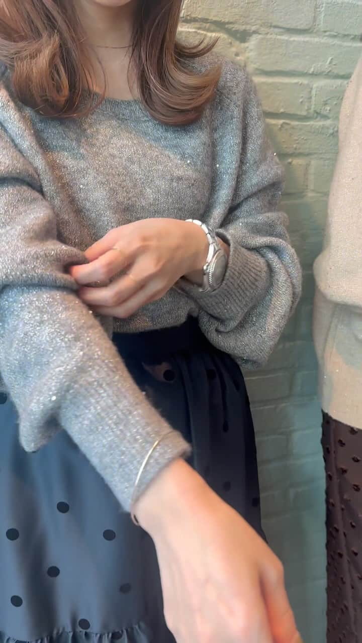 DRESSTERIORのインスタグラム：「Recommend Knit!🧶  　 冬のムードを一気に感じれるスパンコールニットを、リールでお届け🫧 ぜひチェックしてみてください✨」