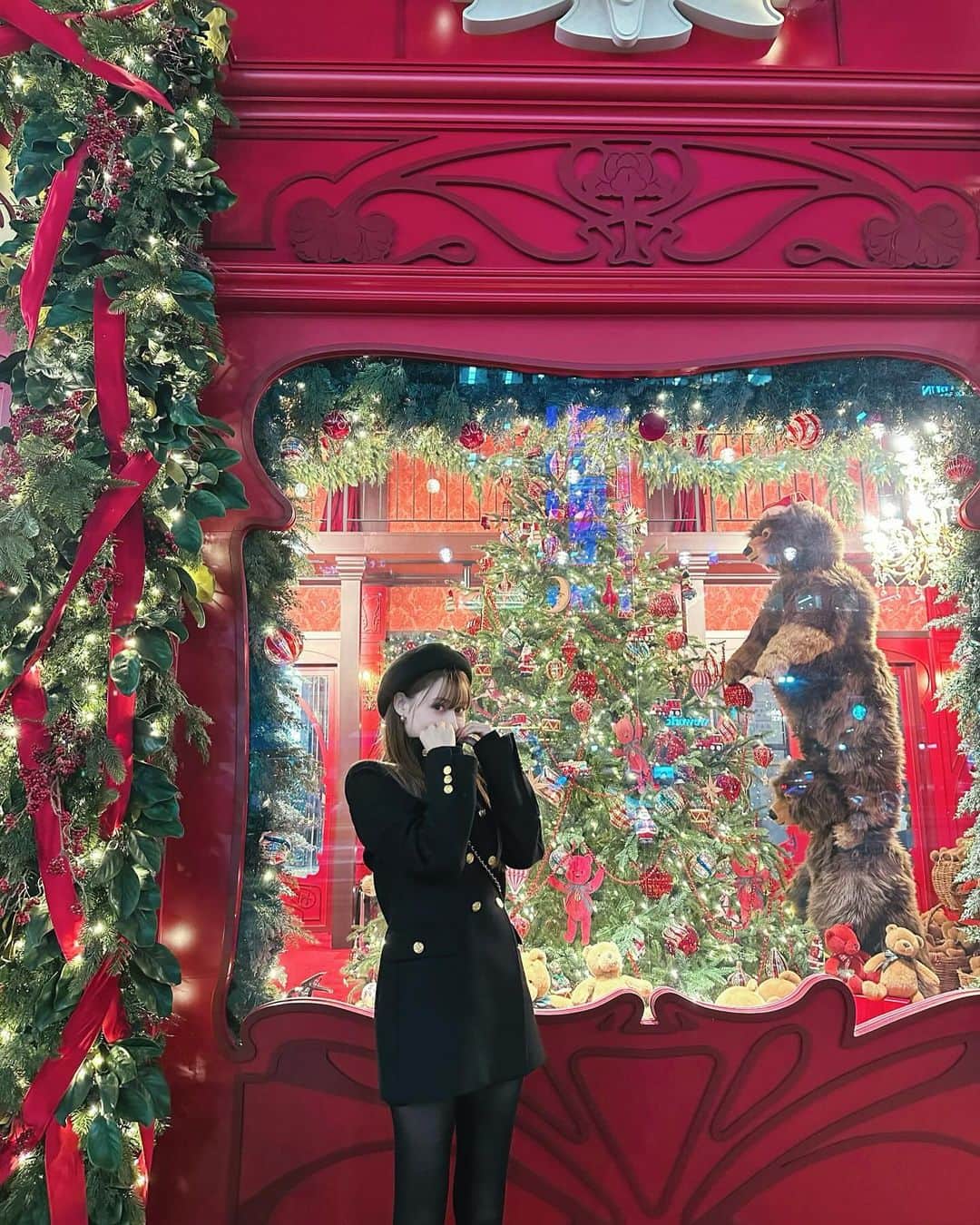 ダレノガレ明美さんのインスタグラム写真 - (ダレノガレ明美Instagram)「韓国でいろんなツリーが見れました☺️🌲🌲 可愛くてずっとテンション上がってます！！」12月9日 16時49分 - darenogare.akemi