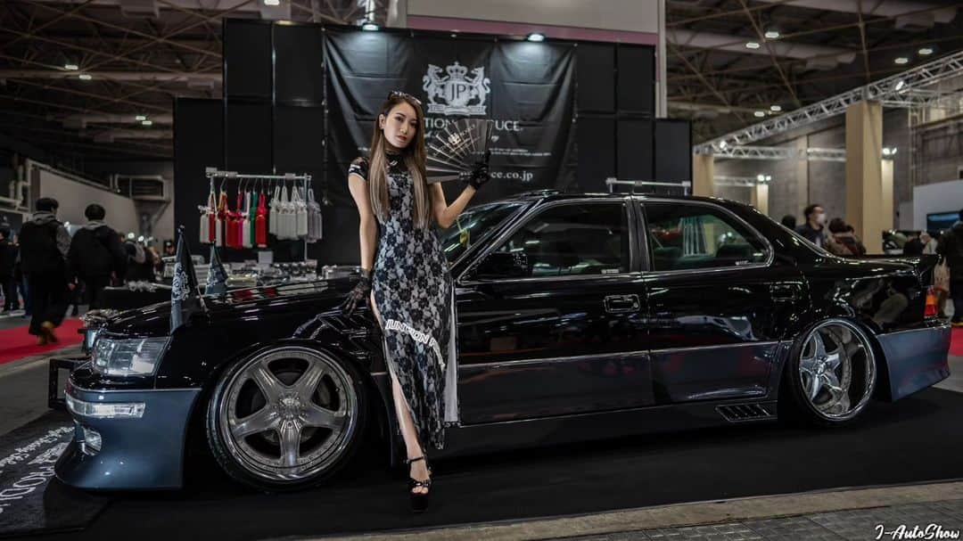 J-Auto Showさんのインスタグラム写真 - (J-Auto ShowInstagram)「大阪モビリティショー2023 #JAutoShow #SONYFX3 #大阪モビリティショー #大阪モビリティショー2023 #大阪モーターショー #junctionproduce #ジャンクションプロデュース #10セルシオ #11セルシオ #ucf11 #ls400 #キャンギャル #VIPSEDAN #vipcar #vipカー #VIPSTYLE」12月9日 8時19分 - jautoshow