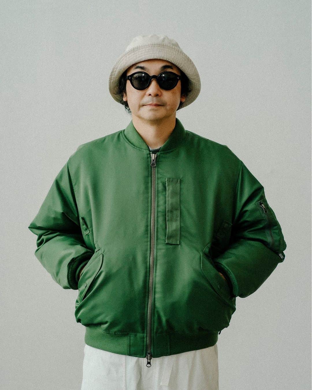 ヴァンズさんのインスタグラム写真 - (ヴァンズInstagram)「90年代原宿ファッションを再解釈し、随所に「隠しポケット」を備えた、ユニークな機能性を搭載したアパレルアイテムがラインアップ。加藤忠幸、中田慎介をゲストデザイナーに迎えた、VANS TOKYO DESIGN COLLECTIVE「MULTI-FUNKTIONAL」コレクションがまもなく一般販売開始。  詳しくは、www.vans.co.jpをチェック。  ■取扱店舗情報 VANS公式オンラインストア VANS STORE HARAJUKU BEAMS HARAJUKU BILLY'S 渋谷店 BILLY'S ENT公式オンラインストア  @katoyasai @nakadashinsuke」12月9日 9時00分 - vansjapan