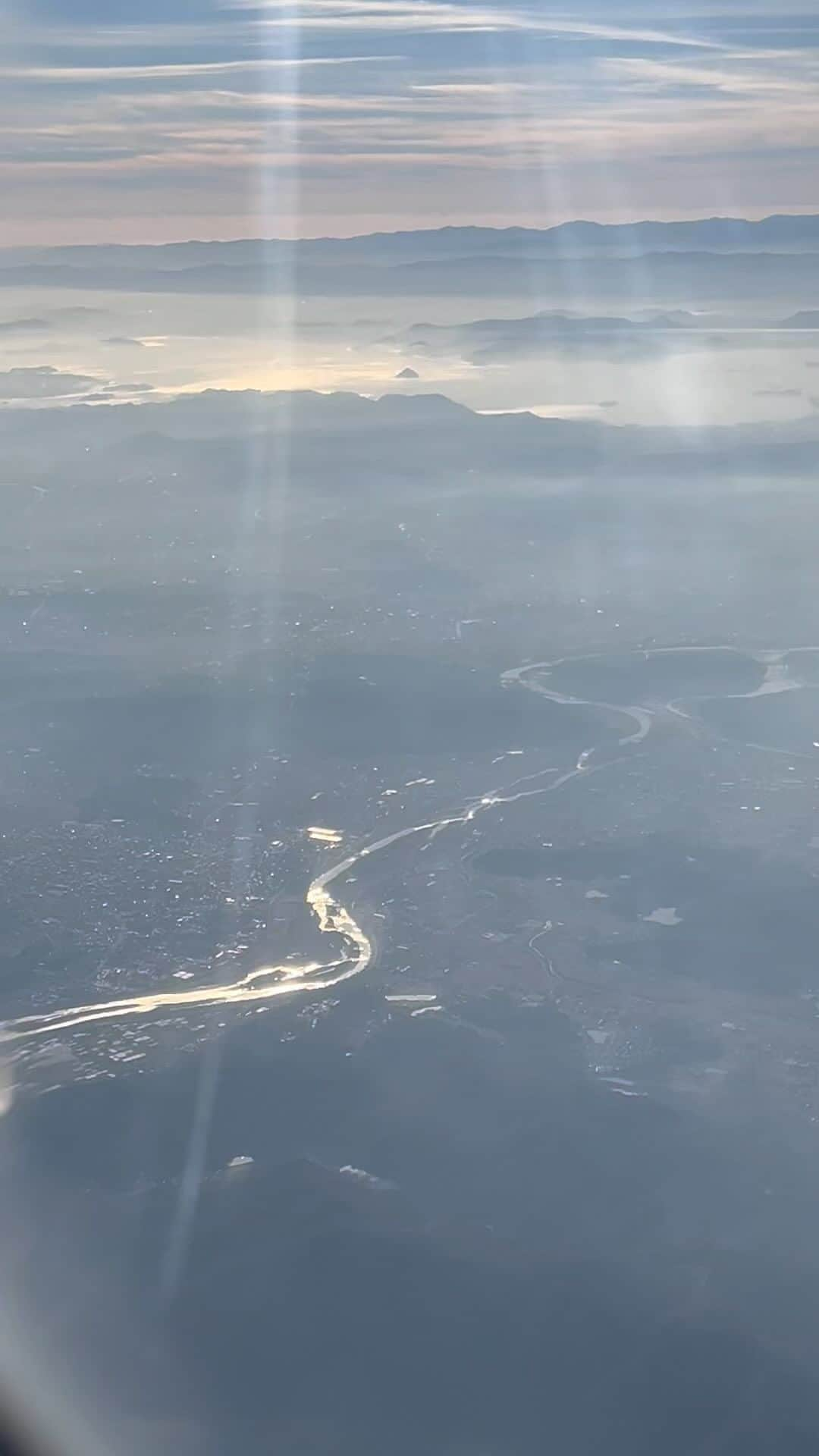 小林エリカのインスタグラム：「広島へ✈️ To Hiroshima」