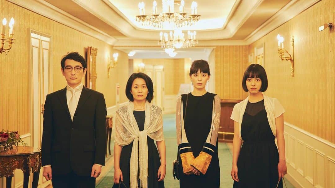 瀬戸かほのインスタグラム：「🌟審査委員特別賞受賞🌟 みなさまのおかげでいただけた賞です！ありがとうございました！  〜〜〜 ついに本日、映画『きまぐれ』が八王子Short Film映画祭にて上映です。 私はプロデュース・原案・出演です。 監督は永岡俊幸さんです。  本当にたくさんの方にご協力いただいて完成した作品です。 ありがとうございました！ 今日みなさまのもとにこの作品が届くのだと思うと、そわそわがとまりません。  この素敵写真は山川哲矢さんです！！！  #映画きまぐれ」