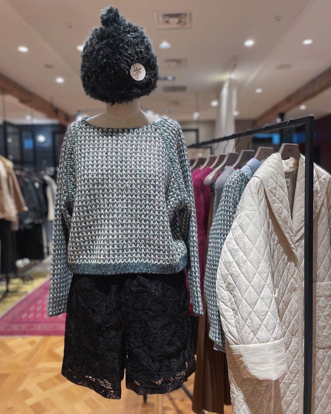 IÉNA LA BOUCLEさんのインスタグラム写真 - (IÉNA LA BOUCLEInstagram)「new display!!  #ienalaboucle#iena#イエナ#イエナラブークル #ienalaboucle_23aw」12月9日 17時03分 - iena.la.boucle.store