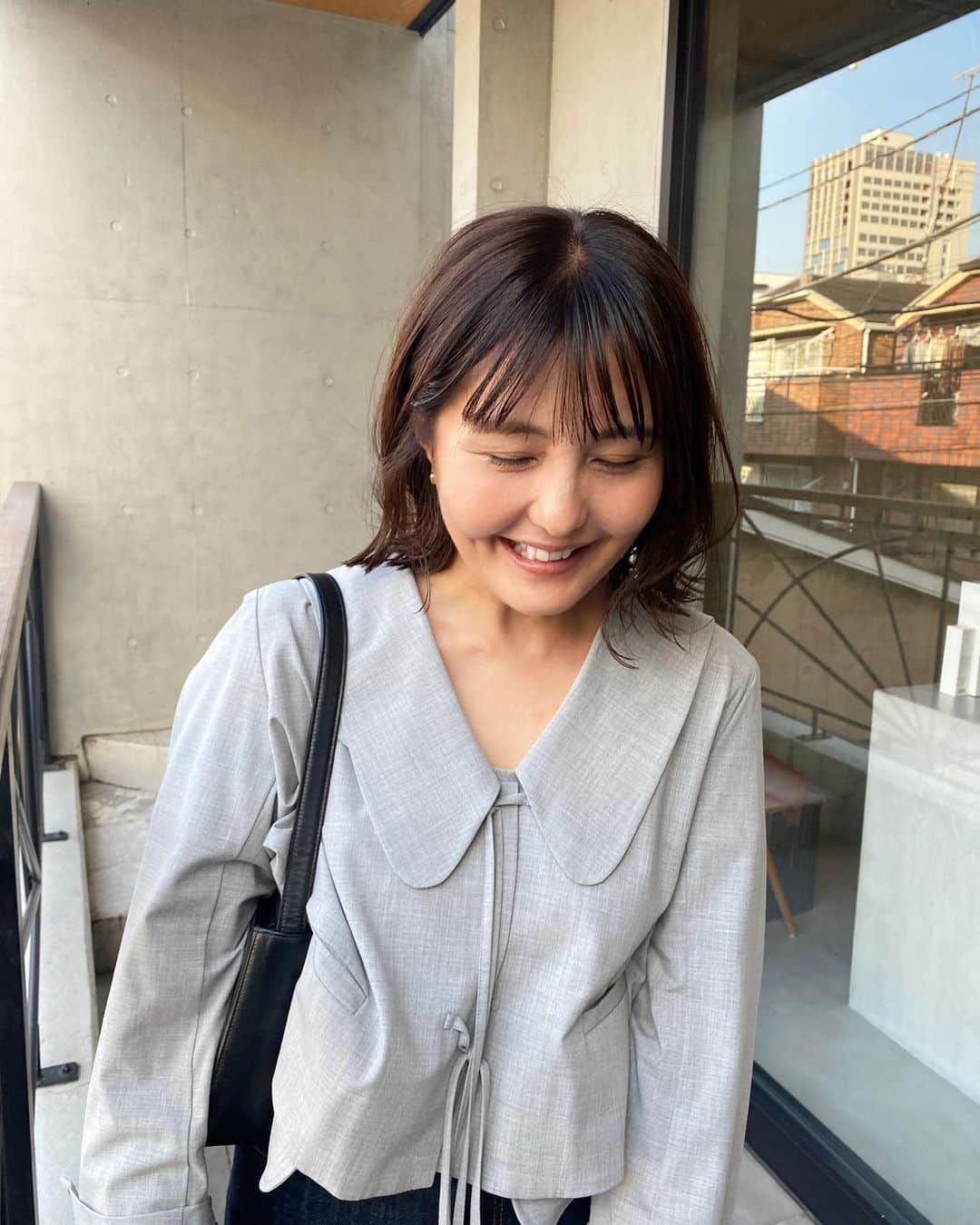 野中藍さんのインスタグラム写真 - (野中藍Instagram)「💇‍♀️🤎  haircut🐏  少し前ですが、 気分を変えてばっさりいきました！ そして、恥ずかしがる写真…笑  お気に入りのジャケット　#sorin  今は寒くてきれないけど😅  #時差投稿 #切ったのは10月🫢 #soie」12月9日 14時31分 - ai_nonaka