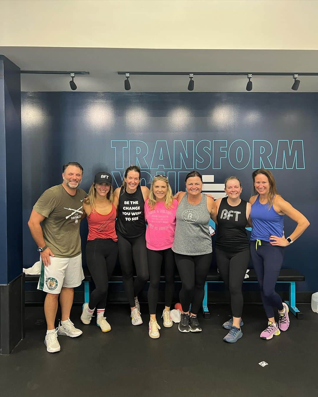 メリッサ・ジョーン・ハートのインスタグラム：「Had to fly all the way back to Connecticut just to get a workout in with my besties at @bft_westport! (But don't be jealous @bft_brentwood, I'll be back soon!)」