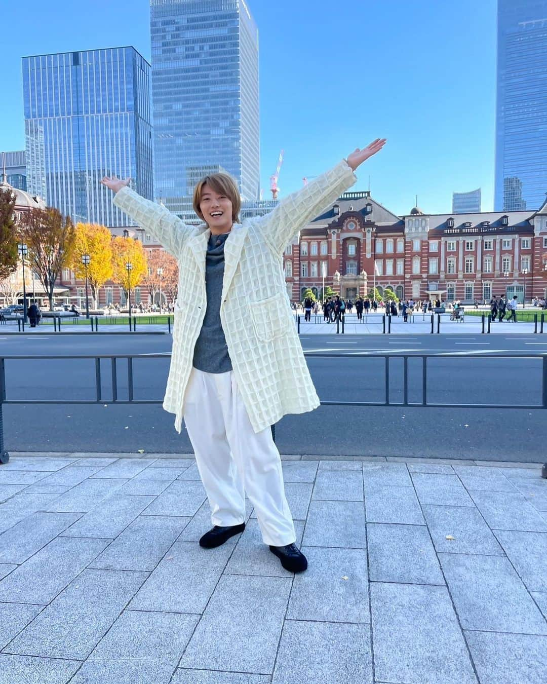 Kaitoさんのインスタグラム写真 - (KaitoInstagram)「ブランチ衣装👕  【スタジオ】 tops、pants:@shinyakozuka  shoes:@nikesportswear  【トレンド部】 coat:@taakk_official 　　@joyeux_press  tops:@nephologistbyyh  pants:@magicstick_tyo  shoes:@differently.official」12月9日 15時21分 - kaito_0413