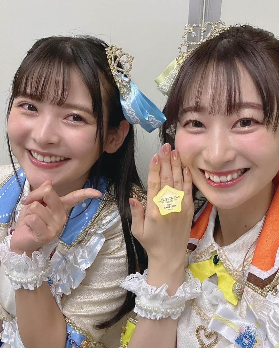 上坂すみれさんのインスタグラム写真 - (上坂すみれInstagram)「「異次元フェス アイドルマスター★♥︎ラブライブ！歌合戦」Day1、終了しました〜っ！ アナスタシアと一緒に、本当にすごい景色を見ることができました！異次元がビッグバンでしたねっ！ あつあつのうちに本日の想い出お写真たちをお裾分け…！  新たな出会いがたくさんあるお祭りでした！ 推し楽曲がすごく増えました〜っ！本当にいい曲ばかり…！ （それからあんな方やこんな方と連絡先交換しちゃったりしてうふふ） こんなステキな空間にまた出会えるよう、願っていますっ！ アーニャ、ありがとう！これからも一緒に、よろしくねっ！  #異次元フェス #アナスタシア #上坂すみれ」12月10日 1時04分 - uesaka_sumire