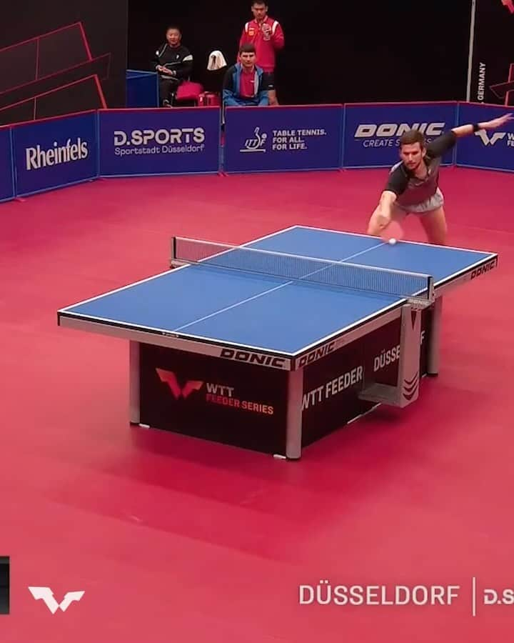 ITTF Worldのインスタグラム：「Some drama in Dusseldorf 🥵   How many bounces did you count - would you make the same call? 🤔   #WTTFeederSeries #TableTennis #PingPong」