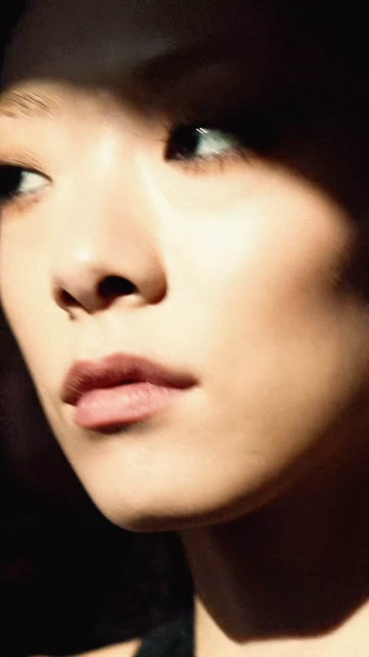 リナ・サワヤマのインスタグラム：「Flavour of the Month from Hold The Girl (Bonus Edition) - out now 💙」