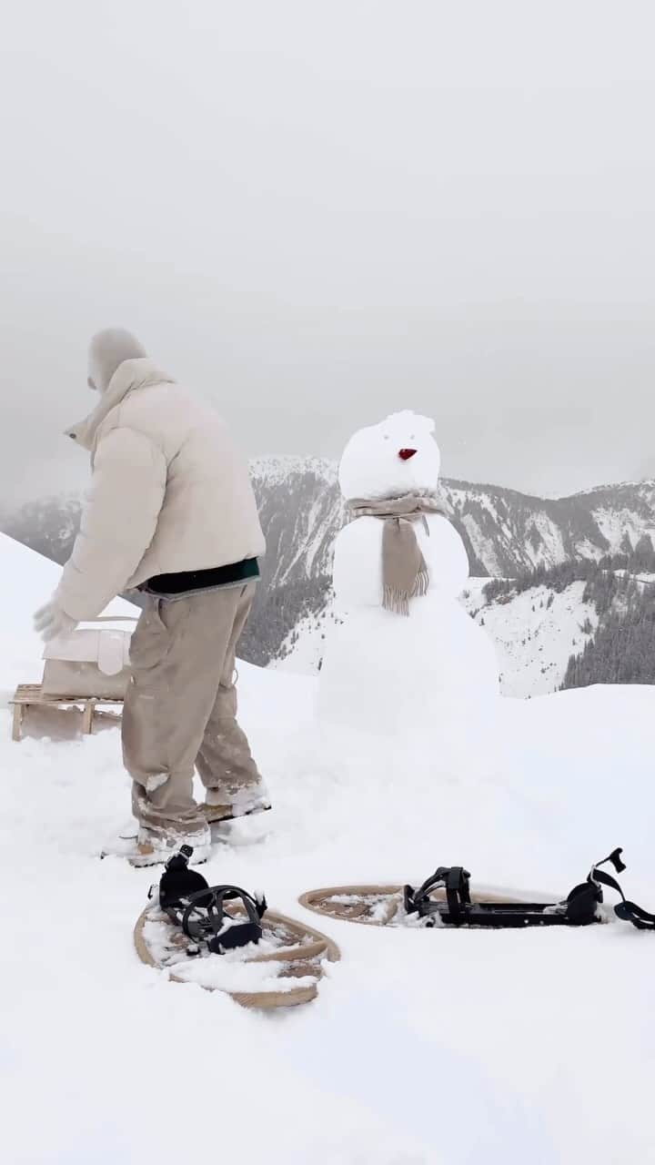 ジャックムスのインスタグラム：「MY FIRST DAY IN COURCHEVEL  :)」