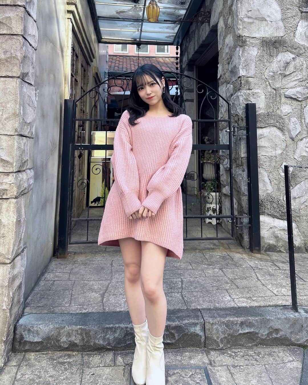 岩田陽菜さんのインスタグラム写真 - (岩田陽菜Instagram)「ニットワンピース🎀  楽ちん可愛い色〜( ´˘` )🎀🎀  #ootd#GRL#RANDA」12月9日 17時56分 - hina_naso_stu48